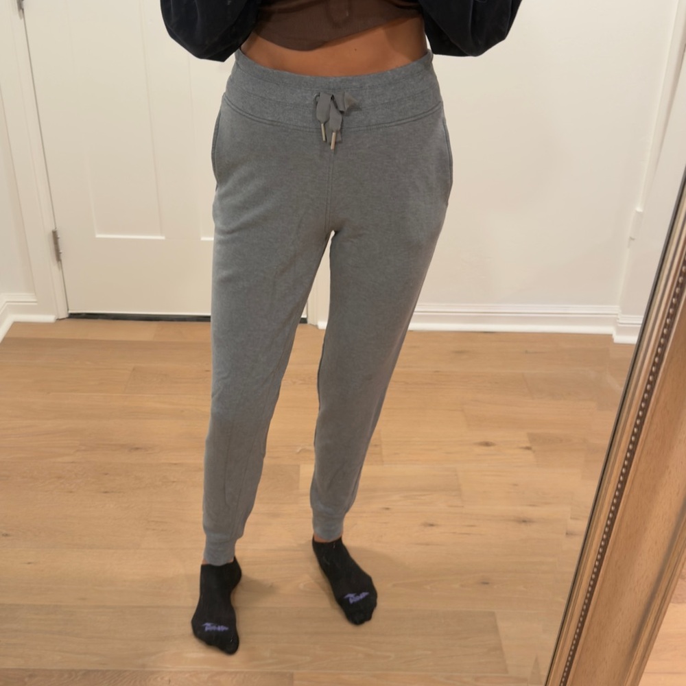 Athleta Heather Gray Sweatpants